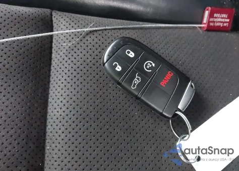 2019 Jeep Grand Cherokee Altitude 4X4 from USA, damaged, VIN 1C4RJFAG7KC568394